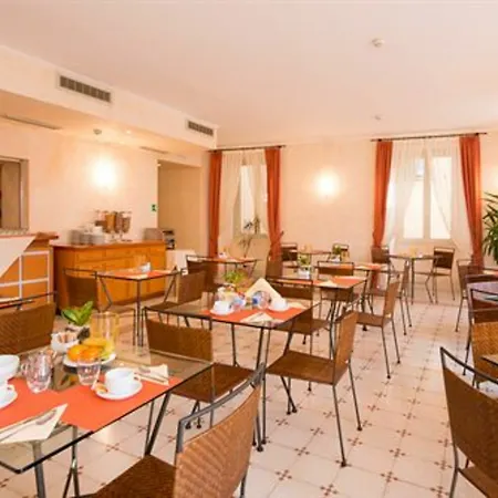 Hotel Hotel Bellagio 2*