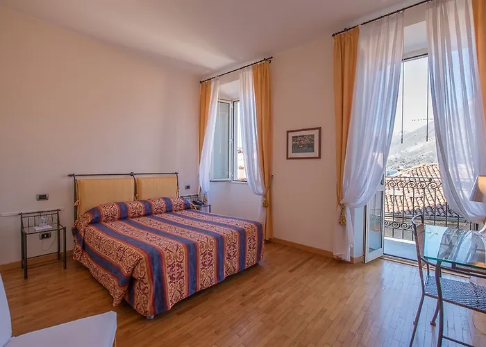 Szálloda Hotel Bellagio 2*