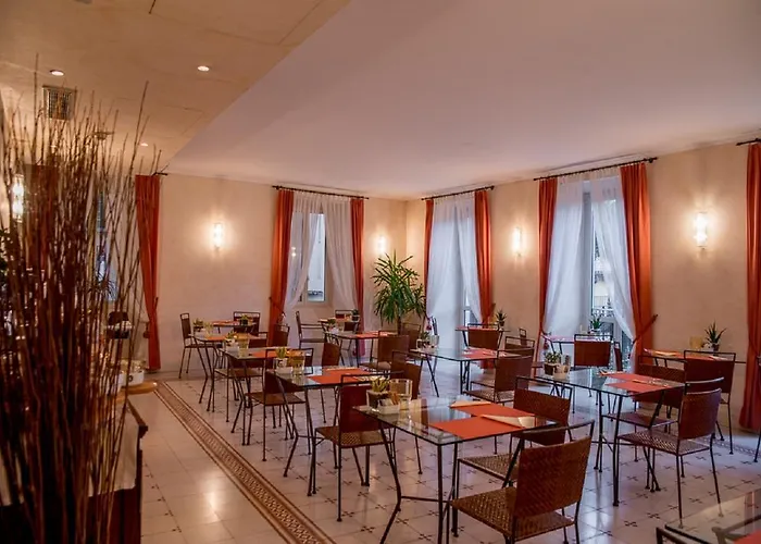 Hotel Bellagio Отель Белладжо